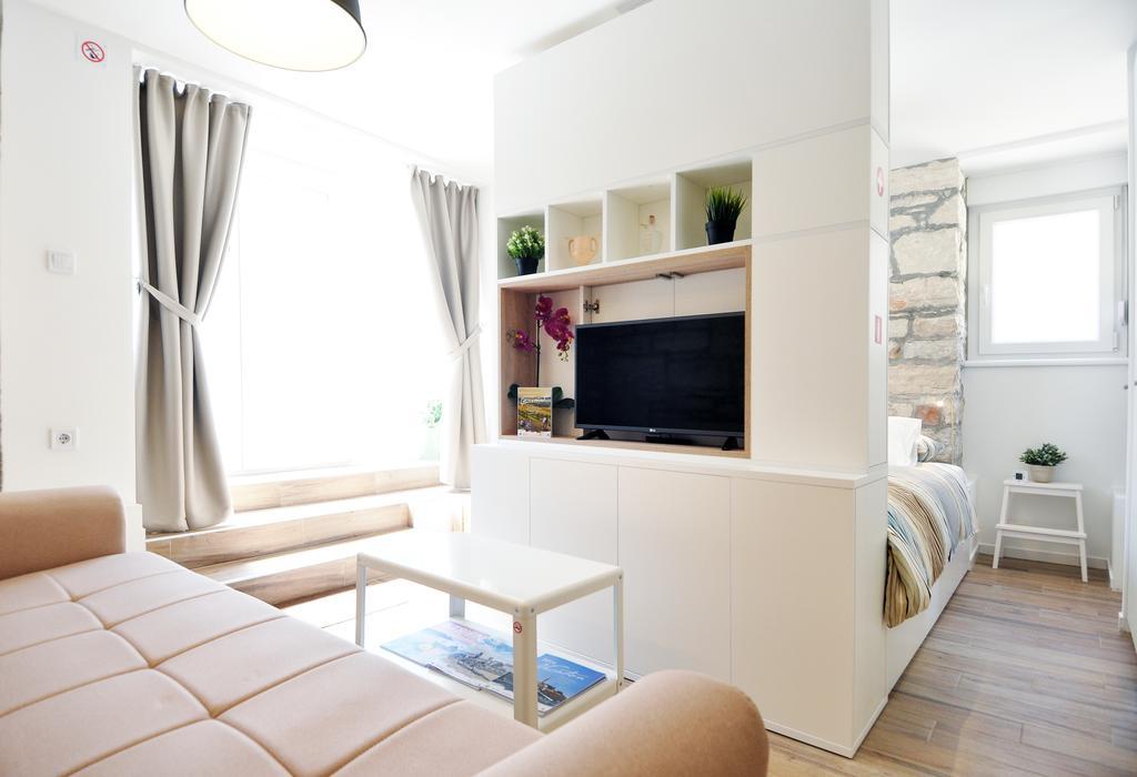 Amfora Deluxe Studio Pula Exteriör bild