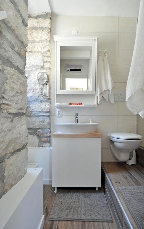 Amfora Deluxe Studio Pula Exteriör bild